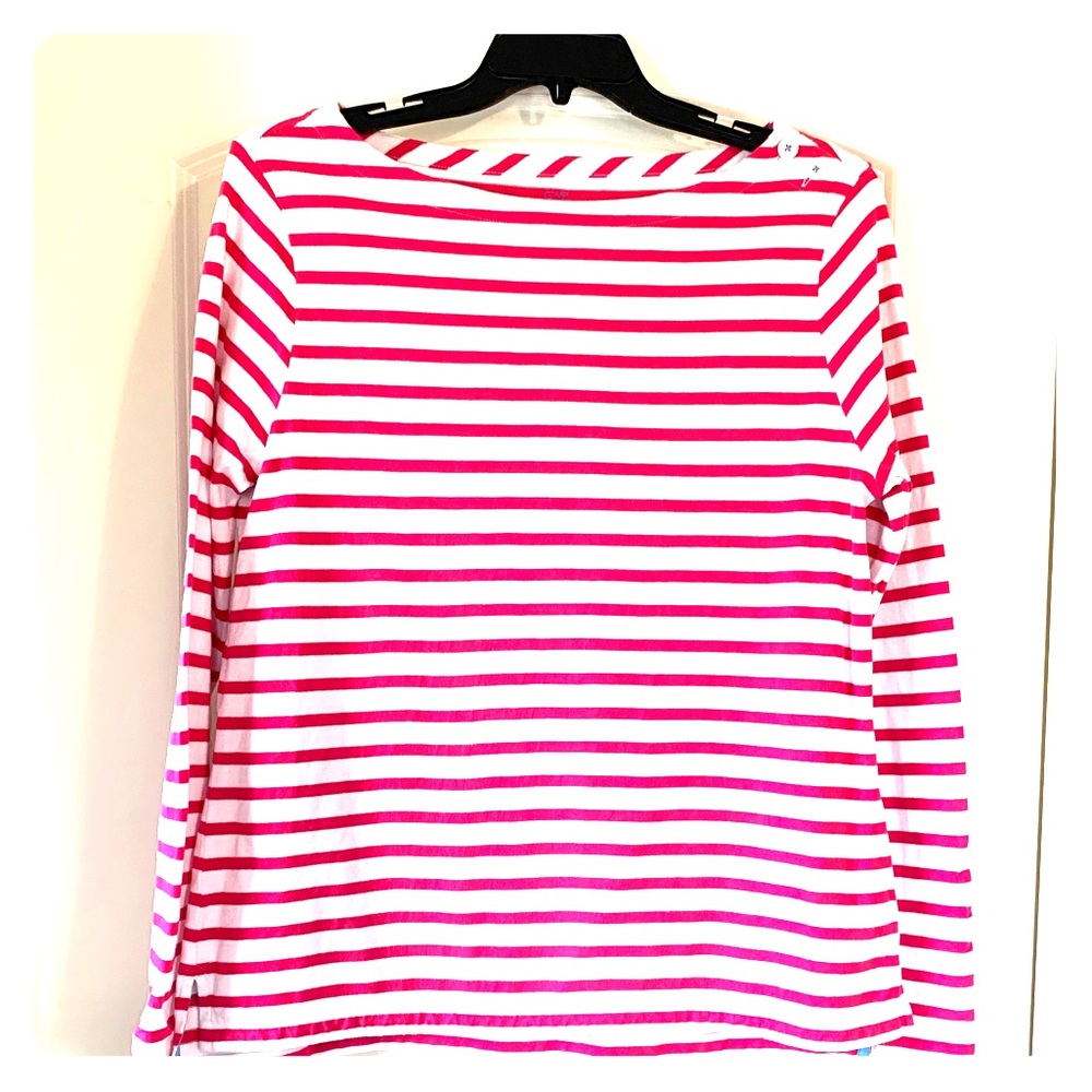 EUC Vineyard Vines long sleeved shirt